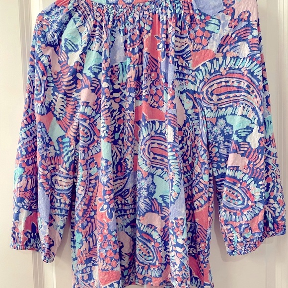 Crowne & Ivy 3/4 paisley top - Picture 3 of 5